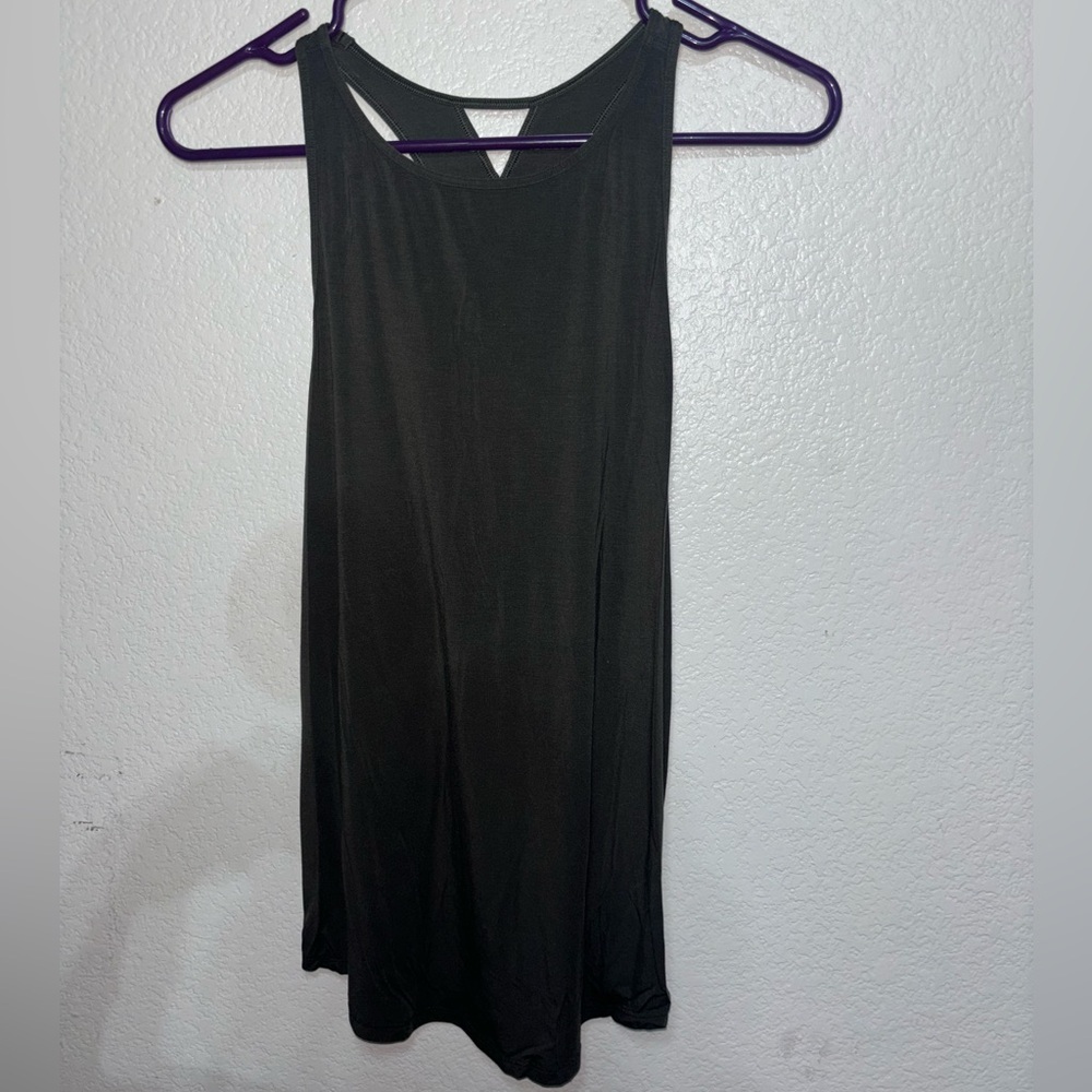 Lululemon top